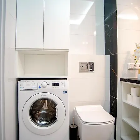 Апартаменты Marina 13 - Z Prywatnym Miejscem Parkingowym Илава