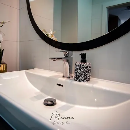 Marina 13 - Z Prywatnym Miejscem Parkingowym * Илава